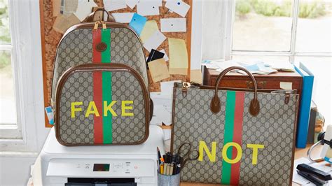 以「仿冒」為題！反諷意味十足的全新 Gucci「Fake Not」系列正 